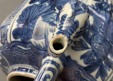 A Chinese blue and white wine ewer with figures, Wanli