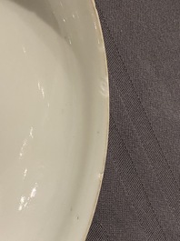 Een Chinese famile rose dekselkom met decor van het lentefestival, Guangxu merk, 19/20e eeuw