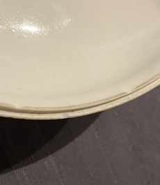 Een Chinese famile rose dekselkom met decor van het lentefestival, Guangxu merk, 19/20e eeuw