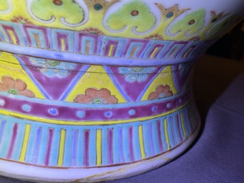 A large Chinese famille rose vase, 19th C.