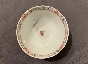 A Chinese famille rose 18-piece tea service, Yongzheng