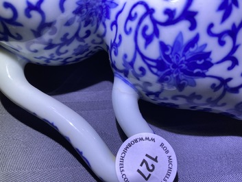 A Chinese blue and white 'bats and shou' jug, 19th C.