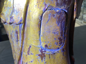 Deux grandes figures de Guanyin en bois dor&eacute; et laqu&eacute;, Chine, 18/19&egrave;me