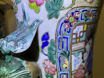 Une paire de grands vases en porcelaine de Chine famille rose, 19&egrave;me