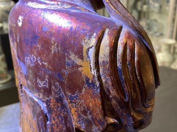Deux grandes figures de Guanyin en bois dor&eacute; et laqu&eacute;, Chine, 18/19&egrave;me