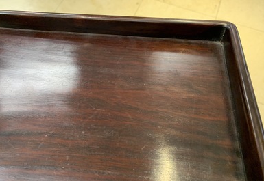 Deux plateaux et un socle en bois sculpt&eacute;, Chine, 18/19&egrave;me
