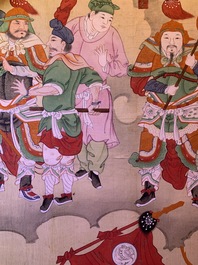 Ecole chinoise, encre et couleurs sur papier, Qing: 'Guerriers et saints en ciel'