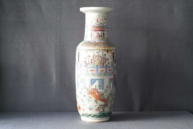 A Chinese famille rose rouleau vase, 19th C.
