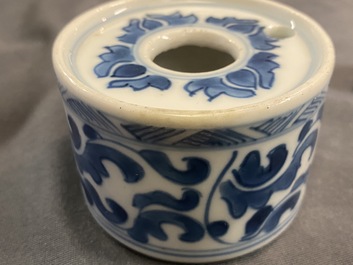 A Chinese blue and white butterfly wall pocket vase and an inkwell, Kangxi/Qianlong