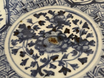 Two Chinese blue and white dishes with floral design, Hongzhi