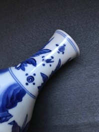 A Chinese blue and white double gourd vase, Transitional period