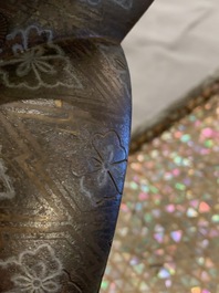 Five pairs of Chinese and Japanese stirrups, 18/19th C.