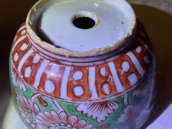 A rare Chinese Swatow double-walled warming bowl, 'zhuge', Ming
