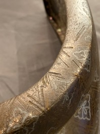 Five pairs of Chinese and Japanese stirrups, 18/19th C.