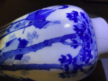 Five Chinese blue and white vases, Kangxi