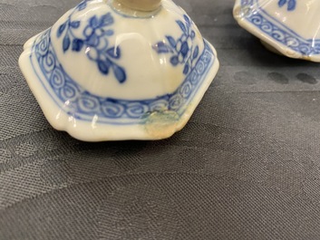 Five Chinese blue and white vases, Kangxi