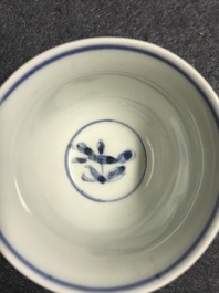 Une collection en porcelaine de Chine et Japon en bleu et blanc, Ming et apr&egrave;s