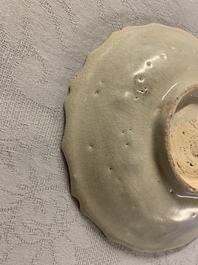 Une collection vari&eacute;e en gr&egrave;s porcelaineux &agrave; couverte qingbai et cr&egrave;me, Song et apr&egrave;s