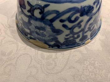 Six Chinese blue and white bowls, Kangxi