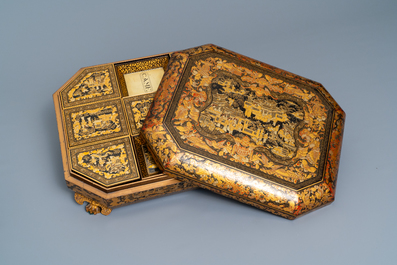 Une bo&icirc;te &agrave; jeux et ses accessoires en laque de Chine partiellement dor&eacute;e et nacre, Canton, 19&egrave;me