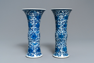 A Chinese blue and white five-piece garniture with floral design, Kangxi