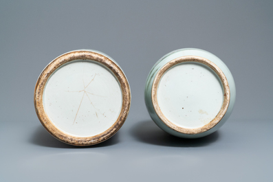 Two Chinese qianjiang cai and famille rose vases, 19/20th C.