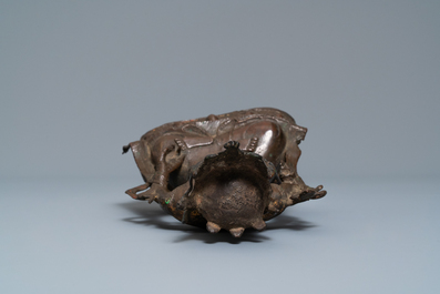 Une figure de Bouddha en bronze, Chine, 18&egrave;me