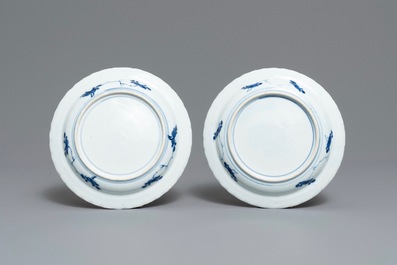 A pair of Chinese blue and white 'Scheveningen' or 'Nabeshima' plates, Kangxi