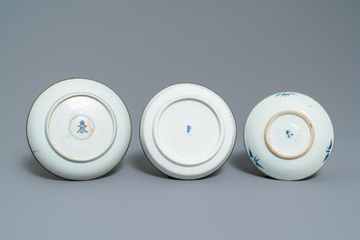 Five Chinese blue and white 'Bleu de Hue' plates for the Vietnamese market, 19th C.
