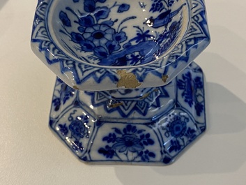 A pair of Dutch Delft blue and white salts, 18th C.