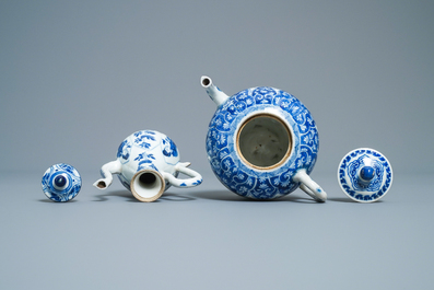 A Chinese blue and white teapot and a jug, Kangxi