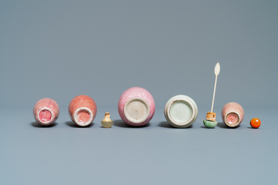 Nine Chinese monochrome and flamb&eacute;-glazed snuff bottles, 19/20th C.