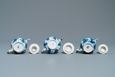 Five Chinese blue and white 'Long Eliza' teapots, Kangxi