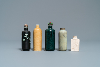 Ten Chinese mostly monochrome snuff bottles, 19/20th C.