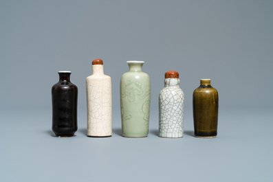 Ten Chinese mostly monochrome snuff bottles, 19/20th C.