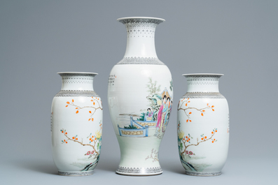 Drie Chinese famille rose vazen, Republiek