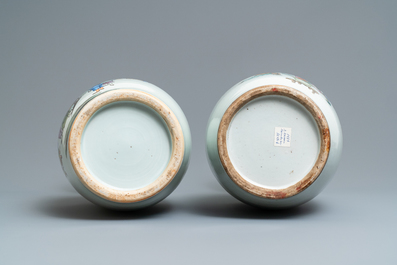 Two Chinese famille rose vases, 19/20th C.