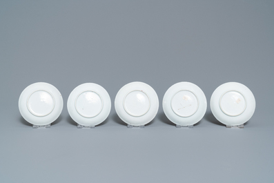 Thirteen various Chinese saucers and nine cups, Kangxi/Qianlong