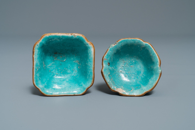 Zeven stukken Chinees monochroom groen en turquoise porselein, 19/20e eeuw