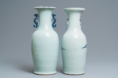 Vier Chinese blauw-witte celadon vazen, 19e eeuw