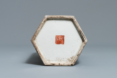 A Chinese hexagonal qianjiang cai hat 'landscape' hat stand, 19/20th C.