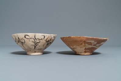 Four various Islamic pottery bowls, Safavid and Raqqa, 14th C. and later