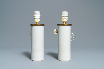 Trois paires de vases et une paire de plats en porcelaine de Chine monochrome, 19/20&egrave;me