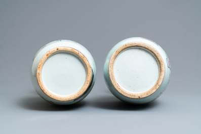 Two Chinese famille rose vases, 19/20th C.