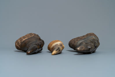 Trois S&ugrave;ng t&ecirc; giac ou objets de lettr&eacute; en corne de buffle, Vietnam, 19&egrave;me