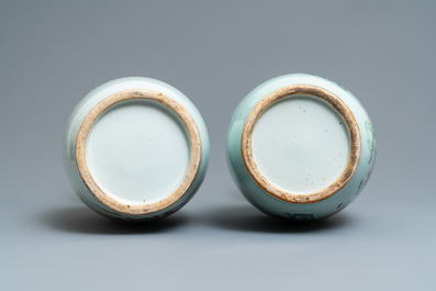 Two Chinese famille rose vases, 19/20th C.