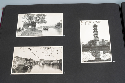Un album de photos en noir et blanc d'un voyage en Chine, vers 1900-1920