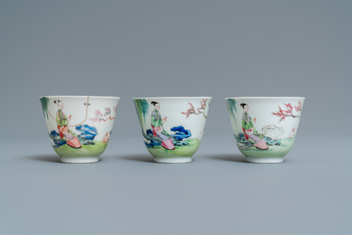 Trois tasses et soucoupes en porcelaine de Chine famille rose, Yongzheng