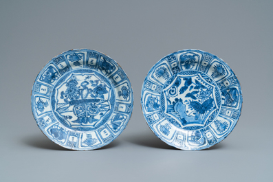 Four Chinese blue and white kraak porcelain plates, Wanli