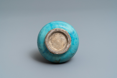 A Chinese monochrome turquoise junyao-style double gourd vase, 19/20th C.